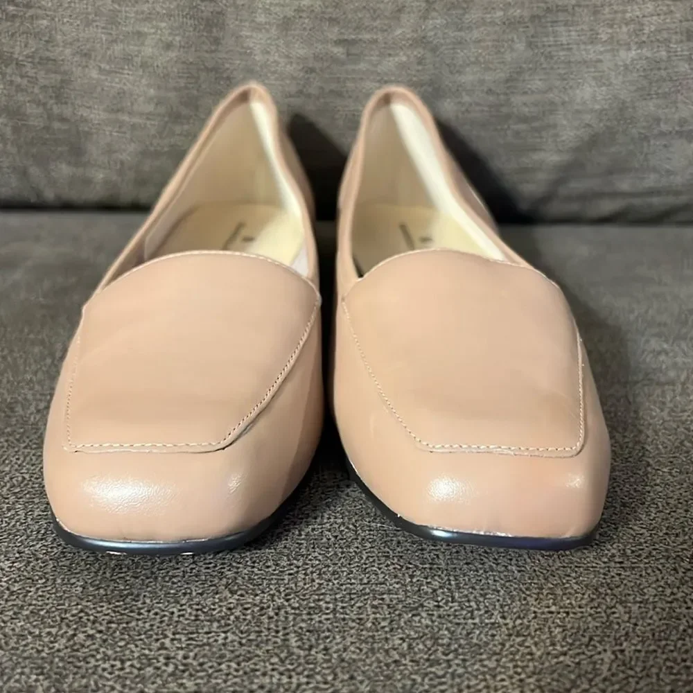 NEW Bandolino Liberty Slip-On Loafers in Camel color